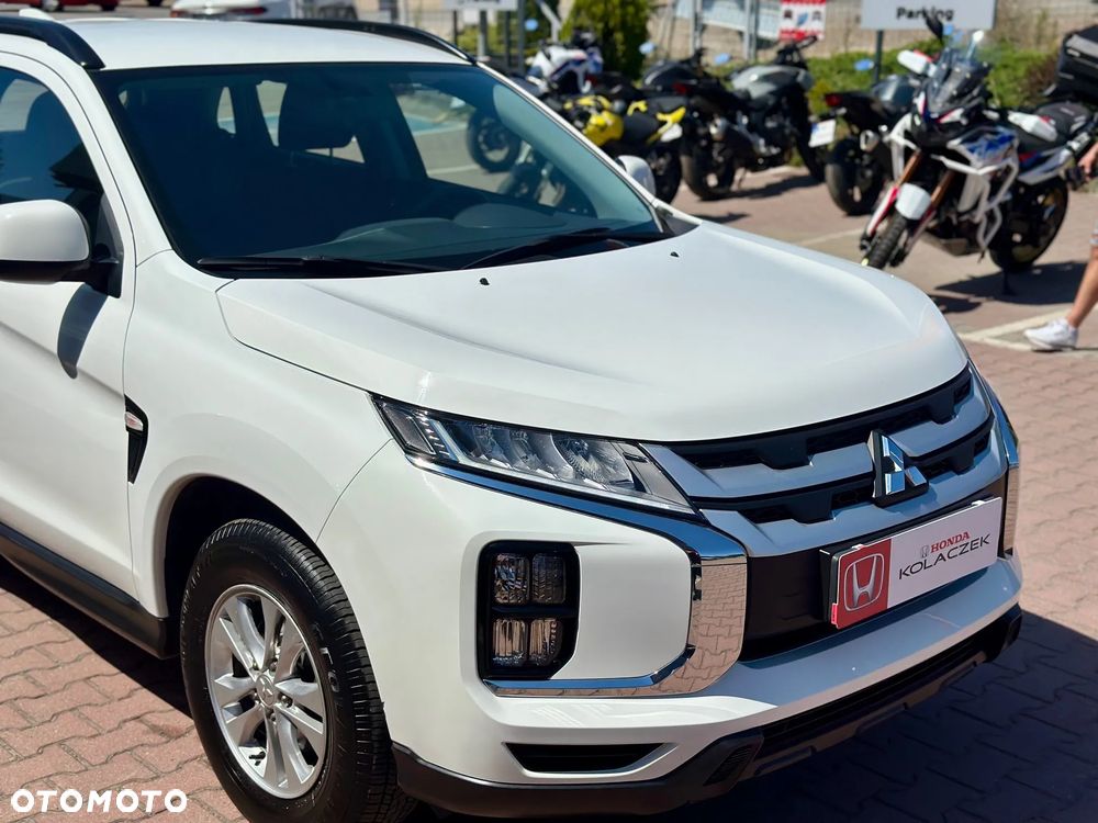 Mitsubishi ASX 2.0 Invite CVT - 12
