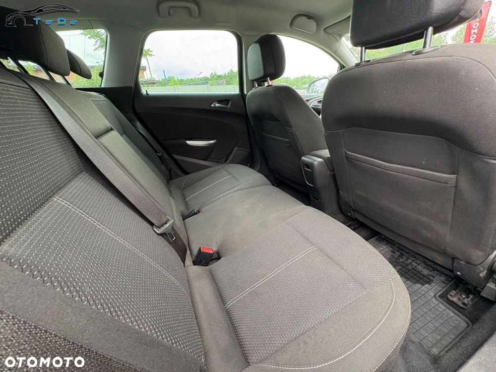 Opel Astra 2.0 CDTI Cosmo - 22