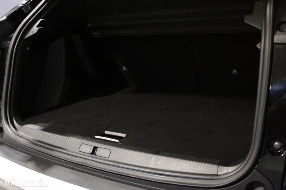 Peugeot e-2008 50 kWh Allure - 6