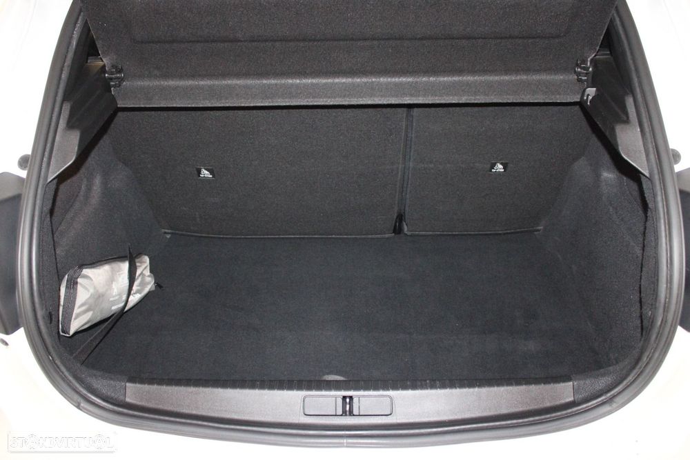Peugeot 208 1.5 BlueHDi GT - 37