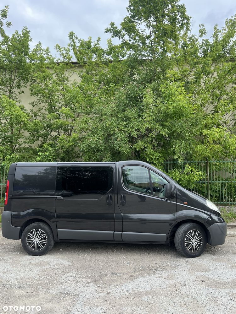 Opel Vivaro - 2