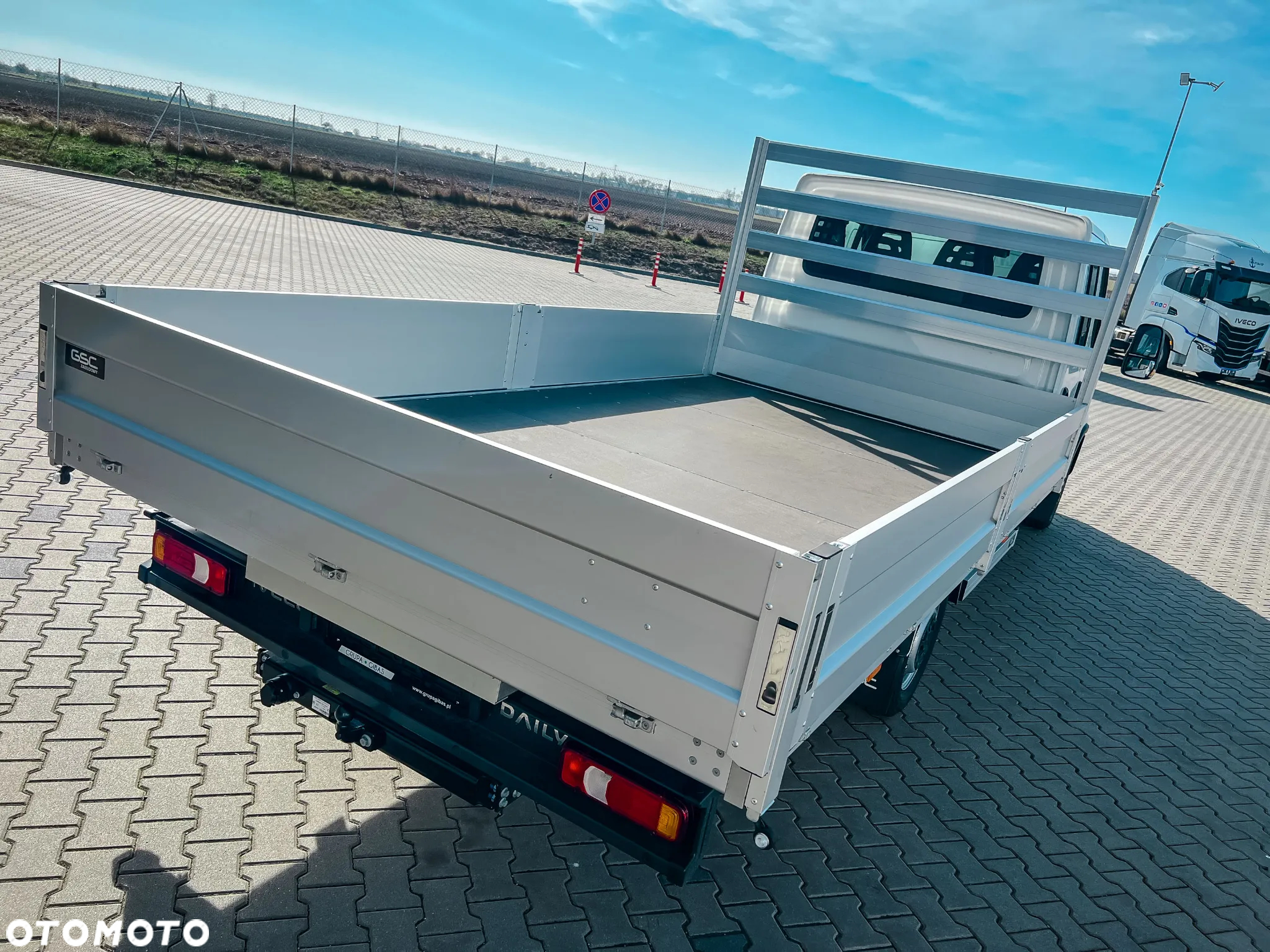 Iveco DAILY 35S16 D - 12