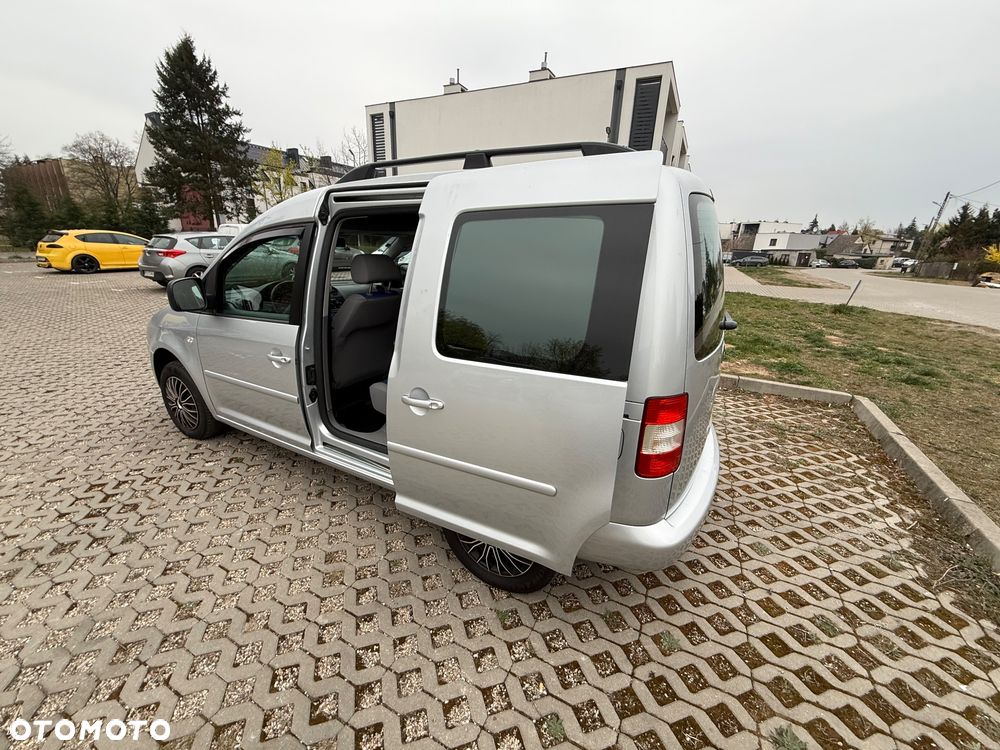 Volkswagen Caddy 1.6 Life Family (7-Si.) - 9