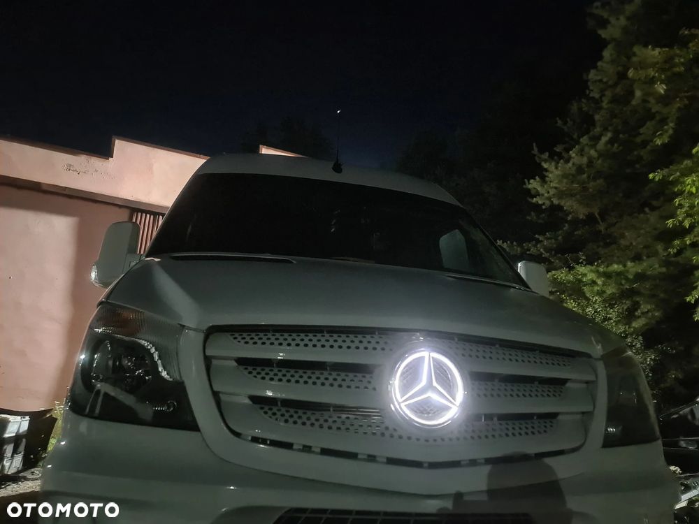 Mercedes-Benz Sprinter - 1