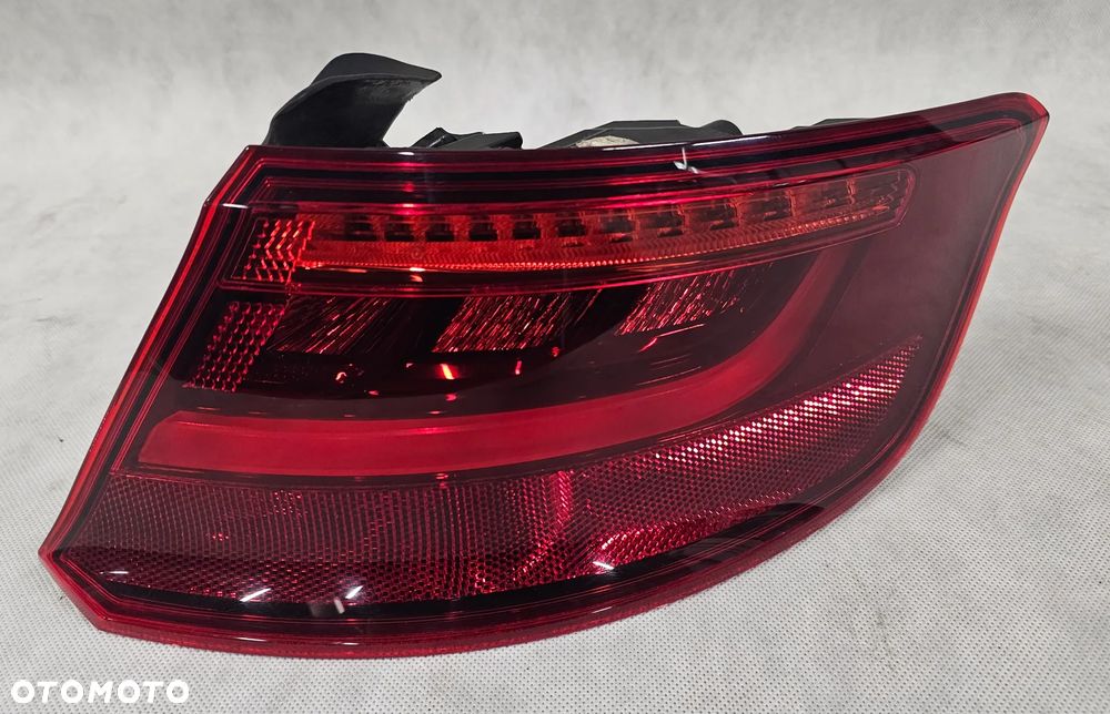 Lampa prawa Audi A3 8V4945096D