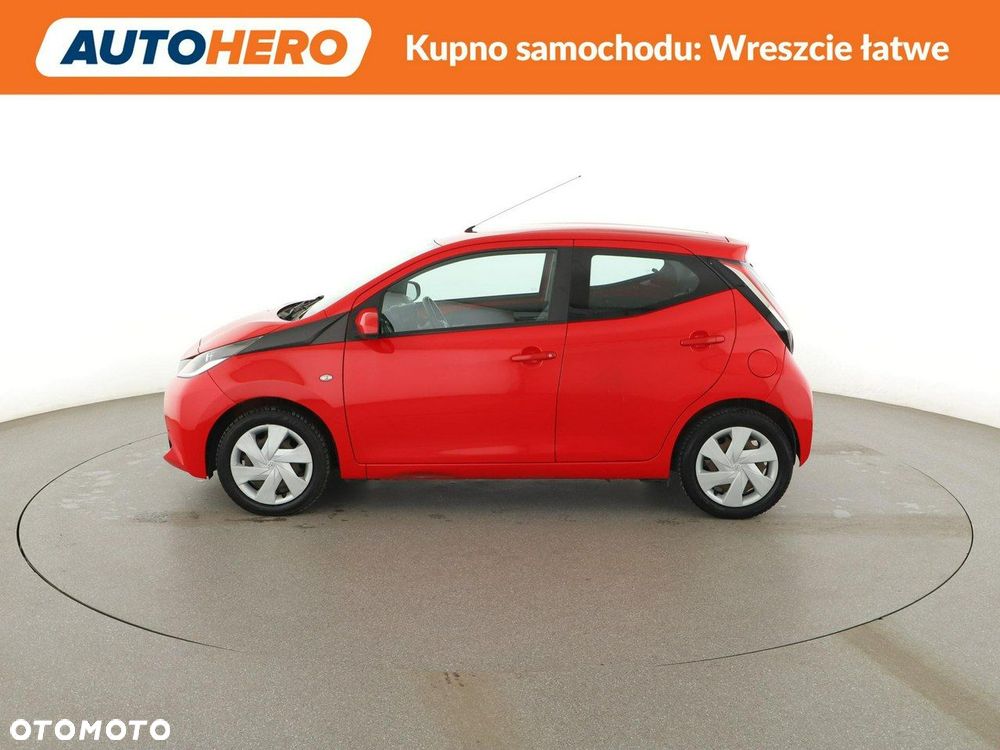 Toyota Aygo x-play - 3