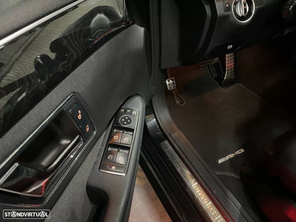 Mercedes-Benz E 250 CDI Avantgarde BE Auto. - 17