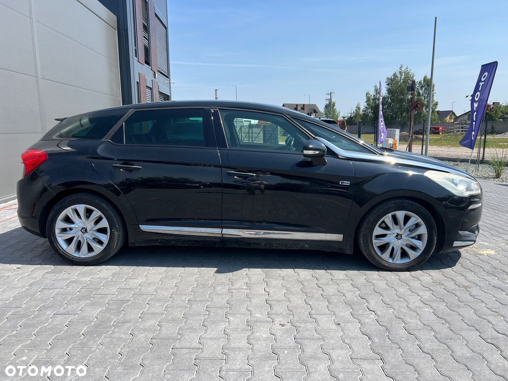 Citroën DS5 Hybrid4 EGS6 SportChic - 5