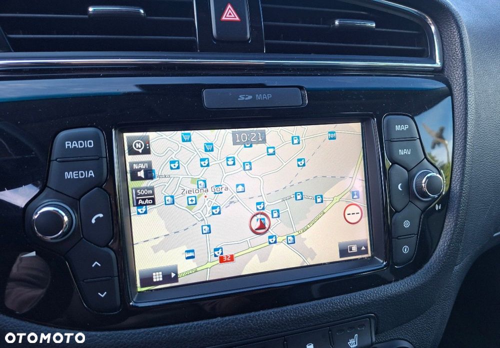 Kia Ceed - 34