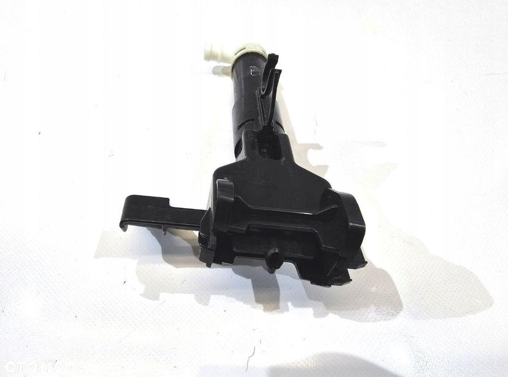 spryskiwacz lampy przód przedni prawy toyota rav4 iii koito 79220 - 1