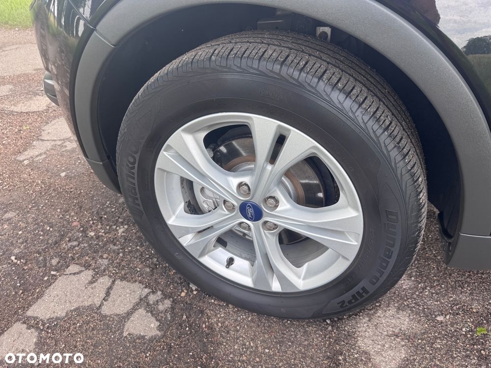 Ford Kuga - 11