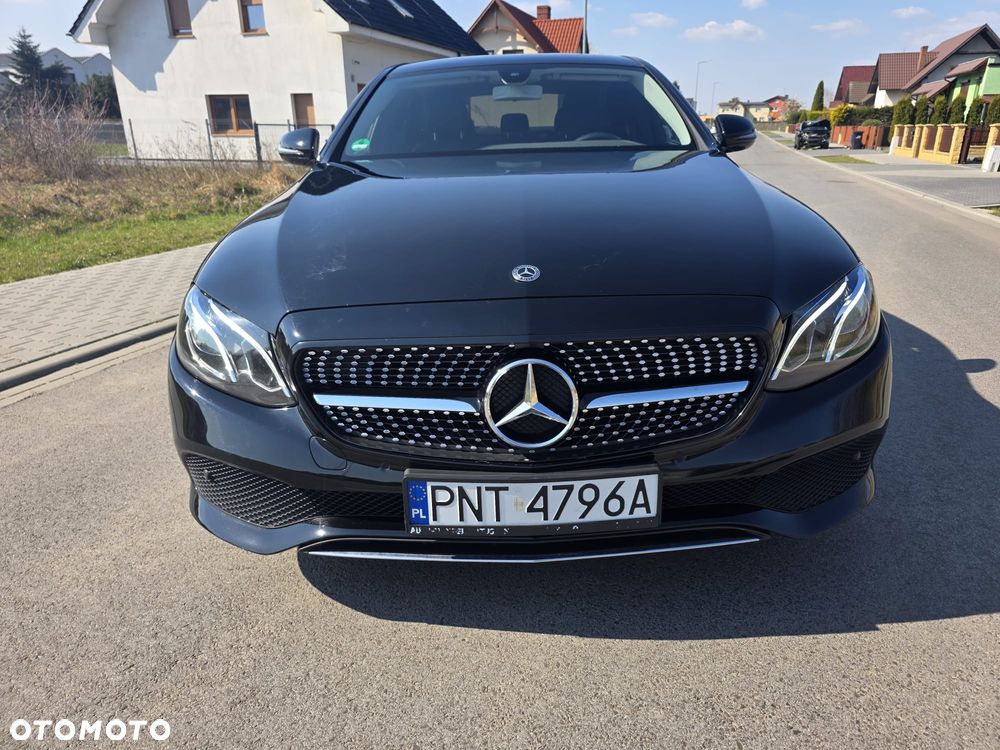 Mercedes-Benz Klasa E 220 d Avantgarde - 3
