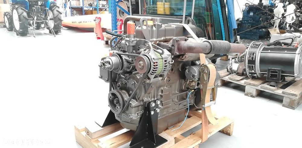 SILNIK YANMAR 4TNE88-PG 16,4 kW / 1500 rpm 2189cc 11500 zł netto - 3