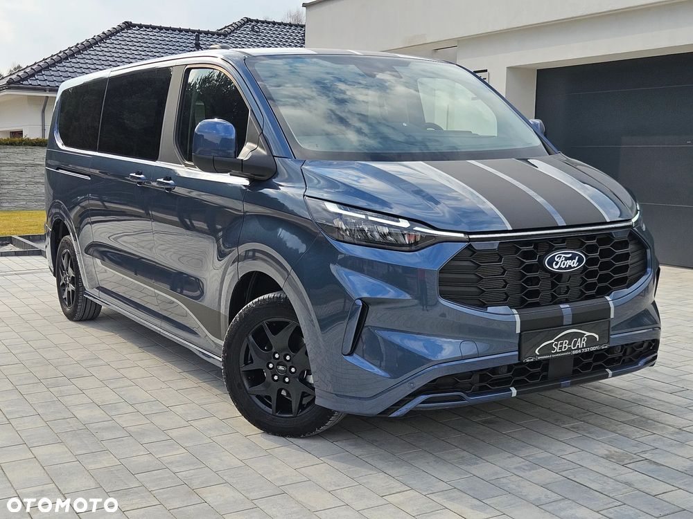 Ford Tourneo Custom - 4