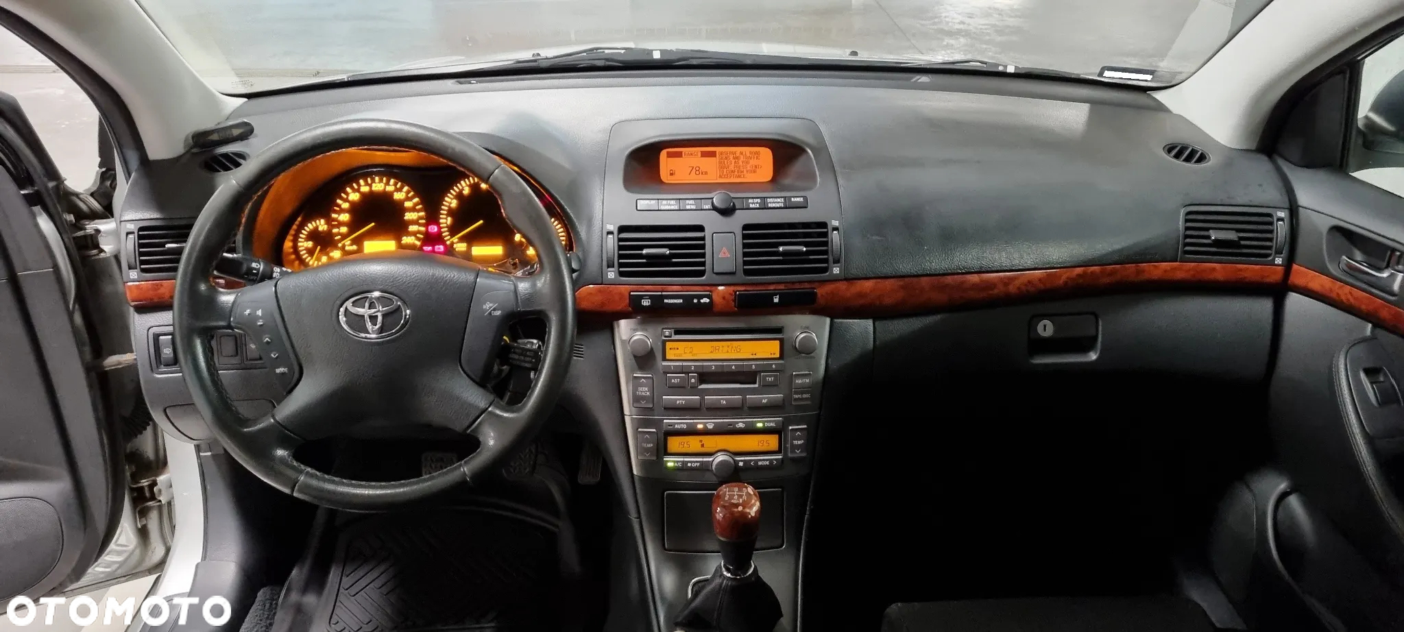 Toyota Avensis - 10