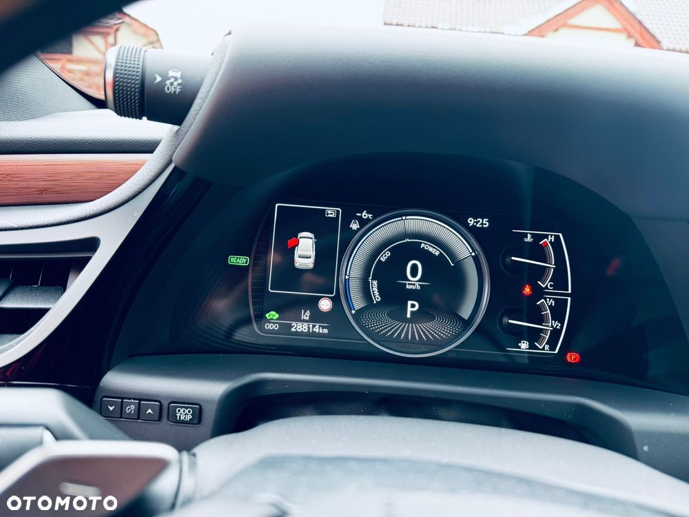 Lexus ES 300h Omotenashi - 2
