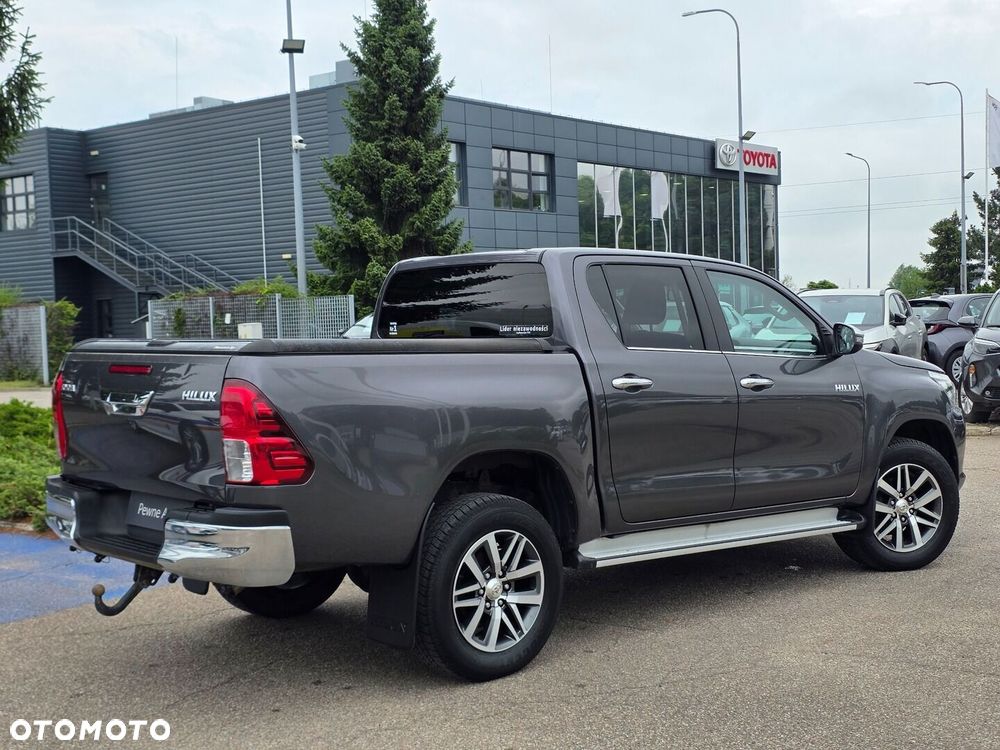 Toyota Hilux 2.4 D-4D Double Cab SR5 4x4 - 9