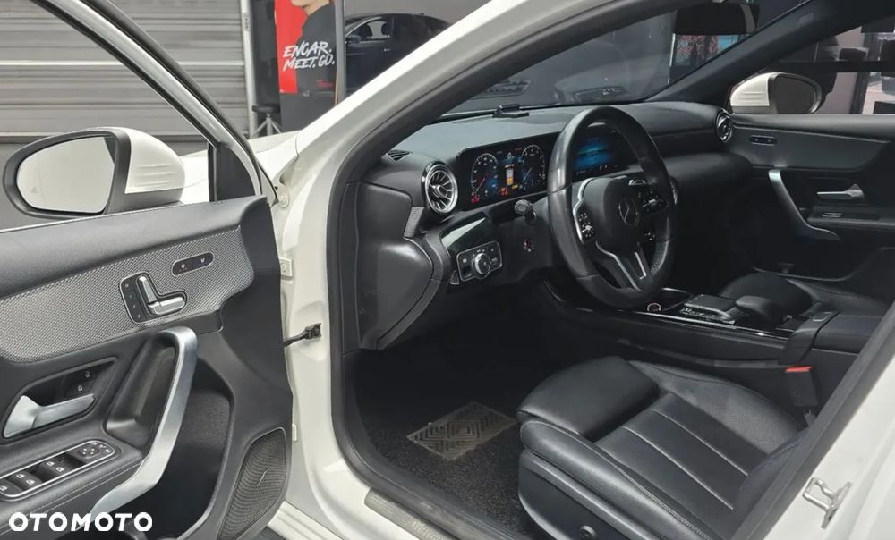 Mercedes-Benz Klasa A 220 4Matic 7G-DCT AMG Line - 10