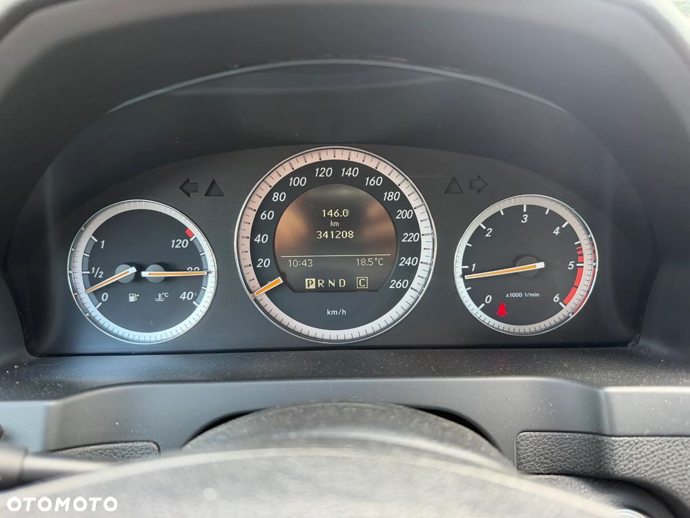 Mercedes-Benz Klasa C 220 CDI DPF Automatik Elegance - 14