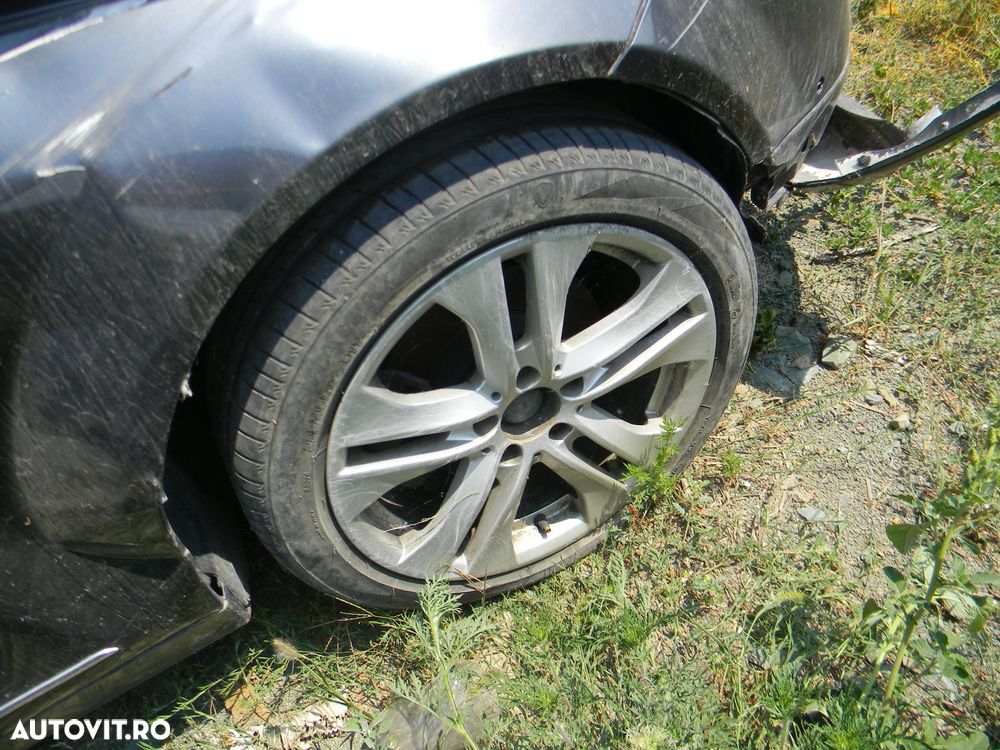 Dezmembrari  Mercedes-Benz C-CLASS (W204)  2007  > 2014 C 200 CDI (20 - 23