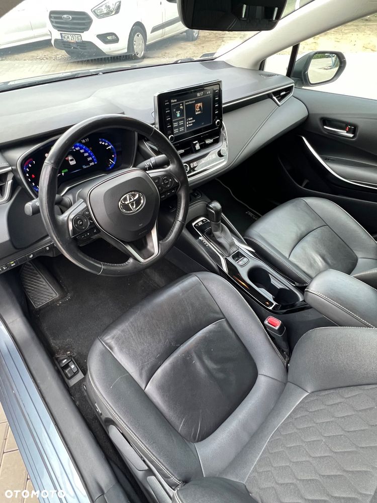 Toyota Corolla 1.8 Hybrid Executive - 12