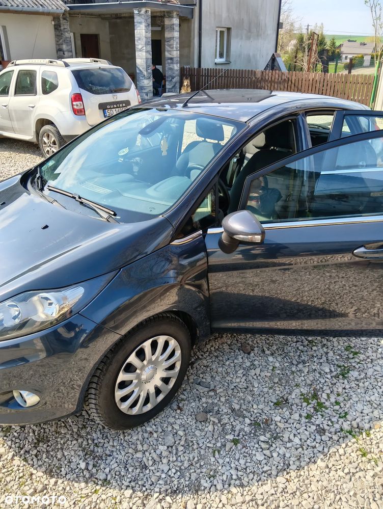 Ford Fiesta - 2