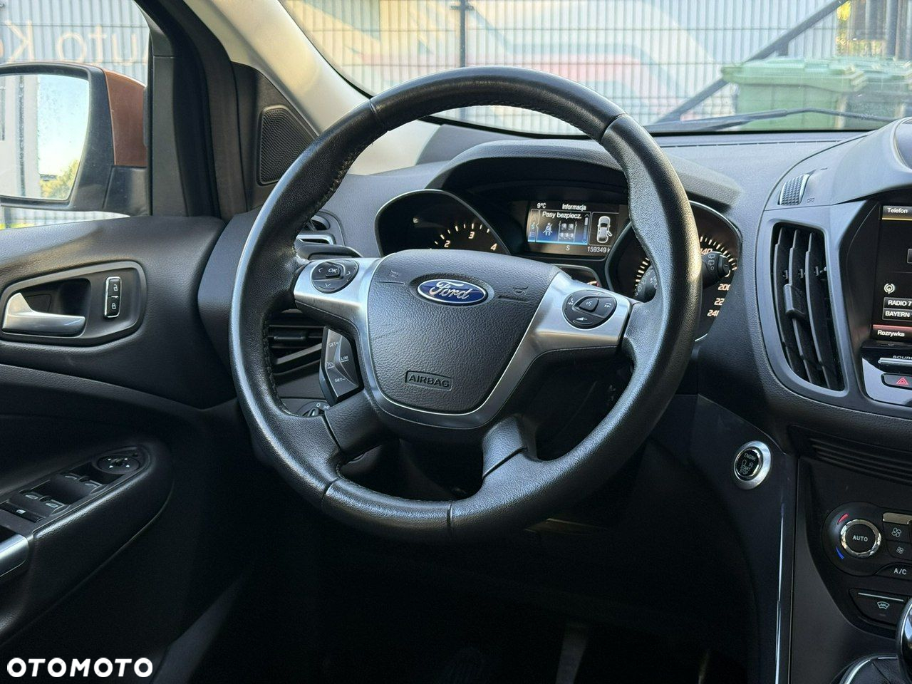 Ford Kuga - 12