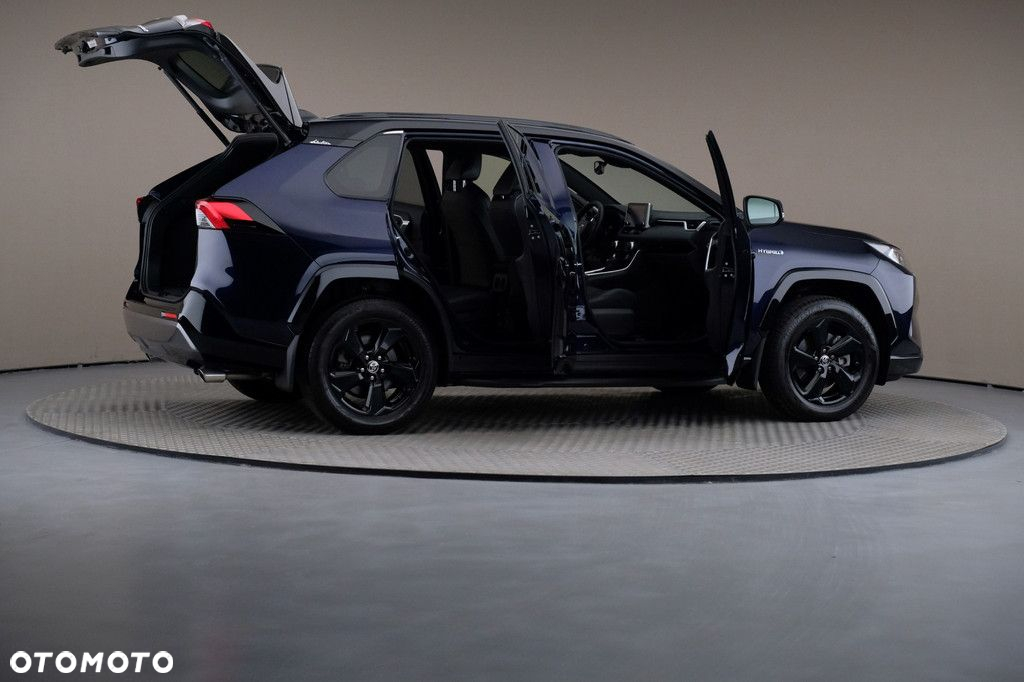 Toyota RAV4 - 6
