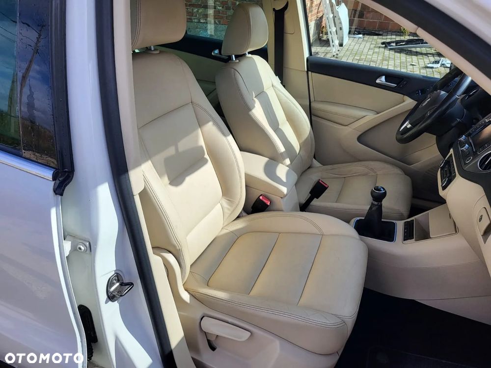 Volkswagen Tiguan - 13