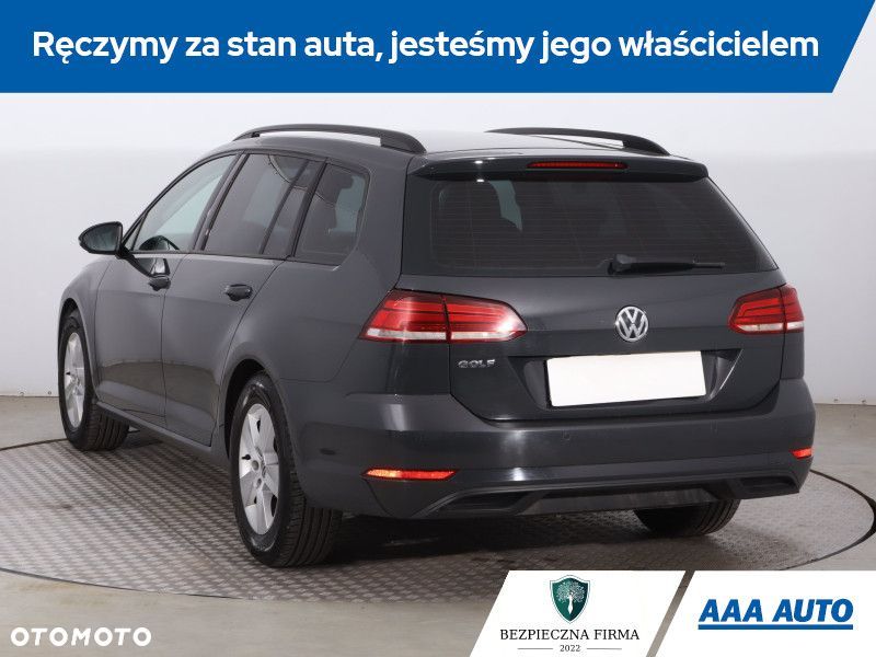Volkswagen Golf Variant - 5