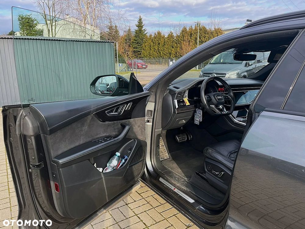 Audi SQ8 - 10