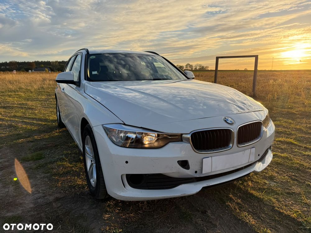 BMW Seria 3 318d Edition M Sport Shadow - 29