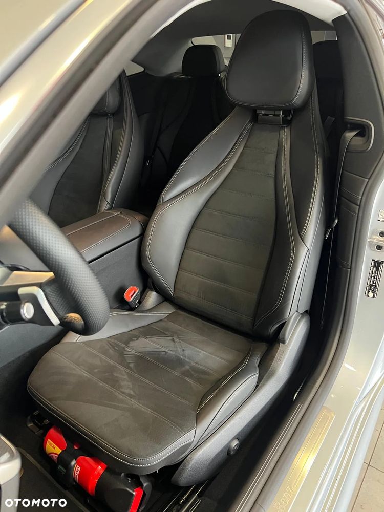 Mercedes-Benz CLE - 12