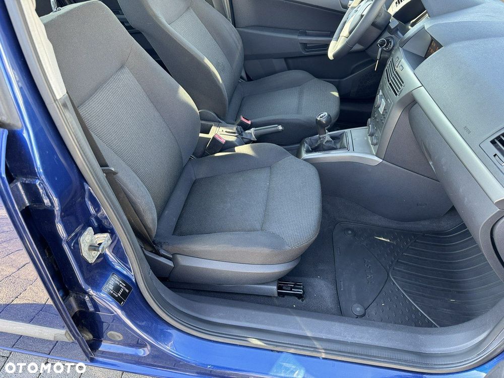 Opel Astra 1.6 Catch me - 28