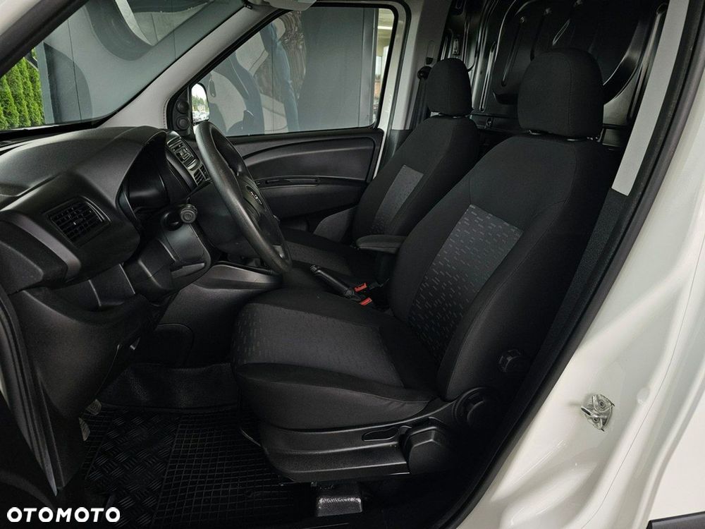 Opel Combo - 14