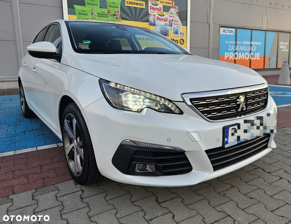 Peugeot 308 1.2 PureTech GPF Allure S&S EAT8 - 6