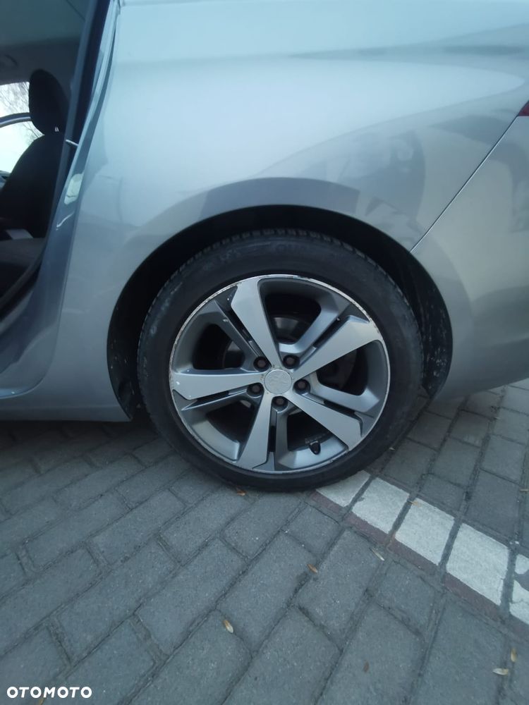 Peugeot 308 2.0 HDi Active - 19