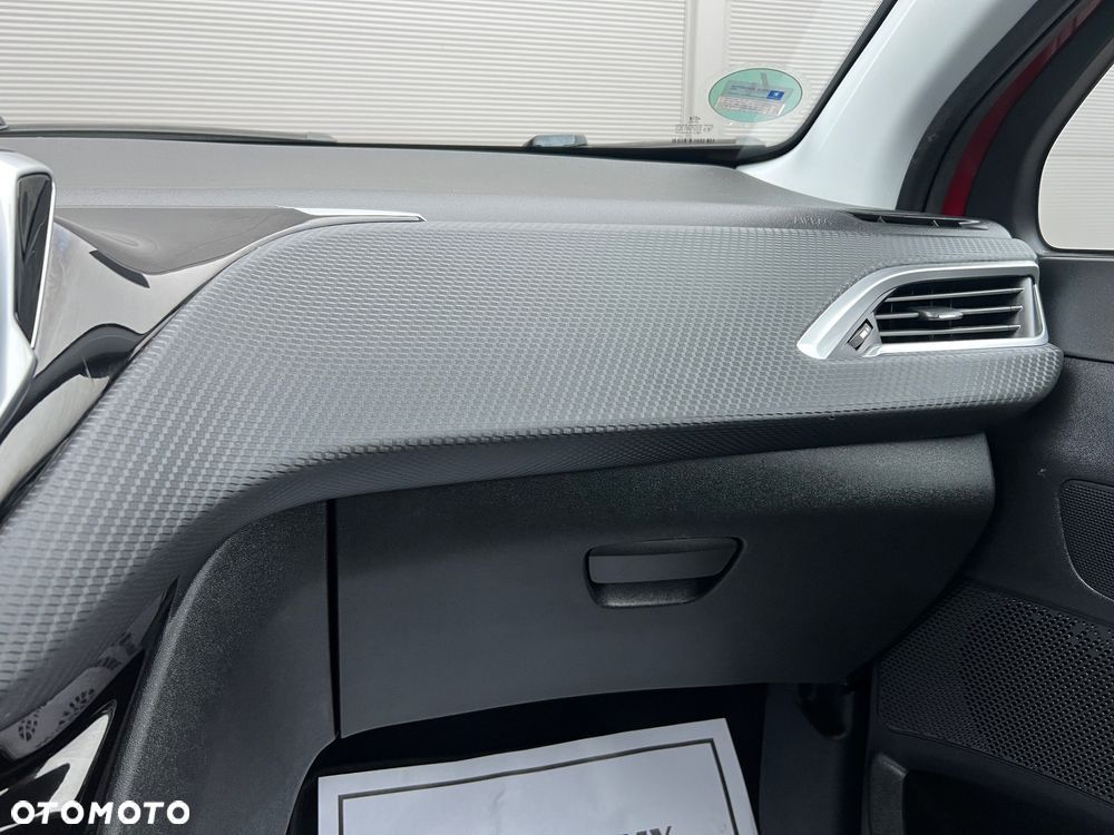 Peugeot 2008 PureTech 110 Stop&Start Allure - 20