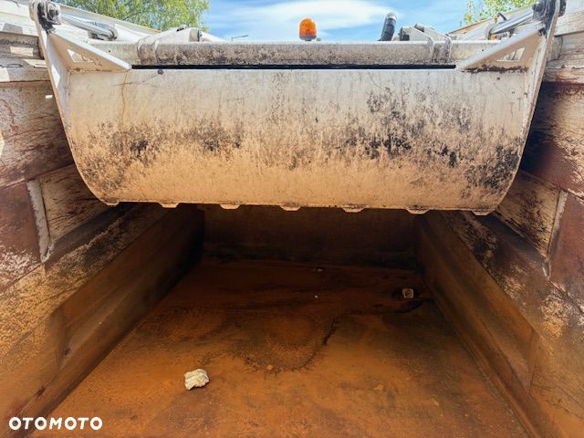 Mitsubishi Fuso Canter 7C15 Euro 6 śmieciarka - 13