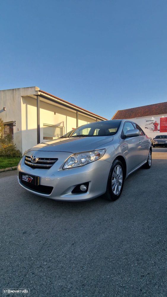 Toyota Corolla 1.4 D-4D Comfort - 2