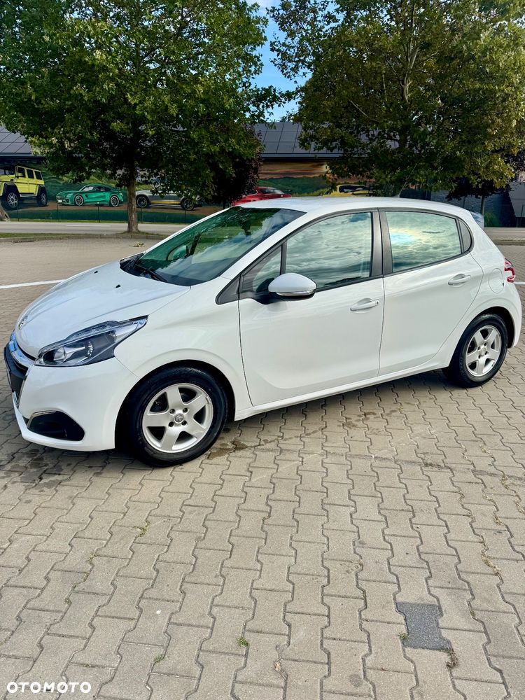 Peugeot 208 - 2