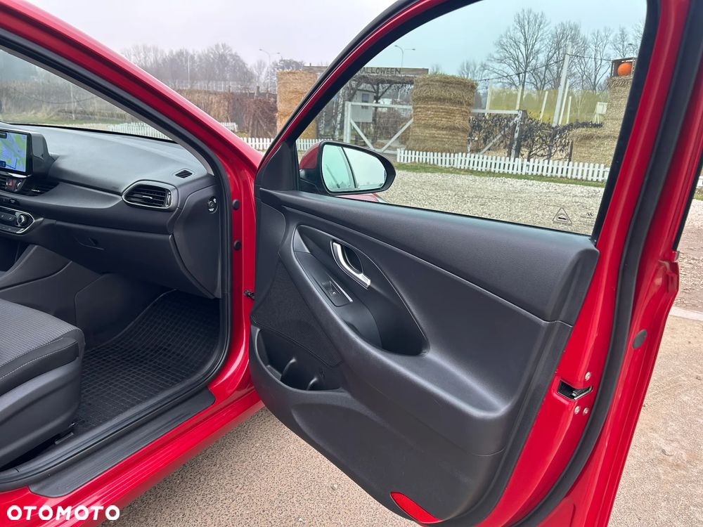 Hyundai i30 1.4 Classic + - 25