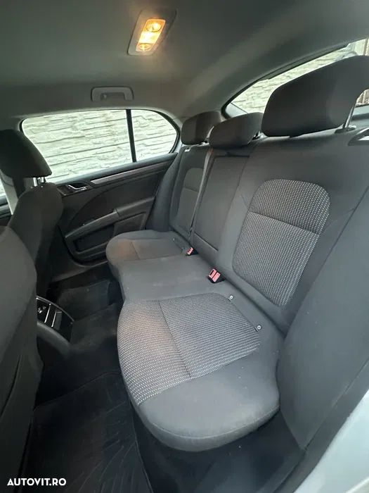 Skoda Superb 1.6 TDI GreenLine - 8