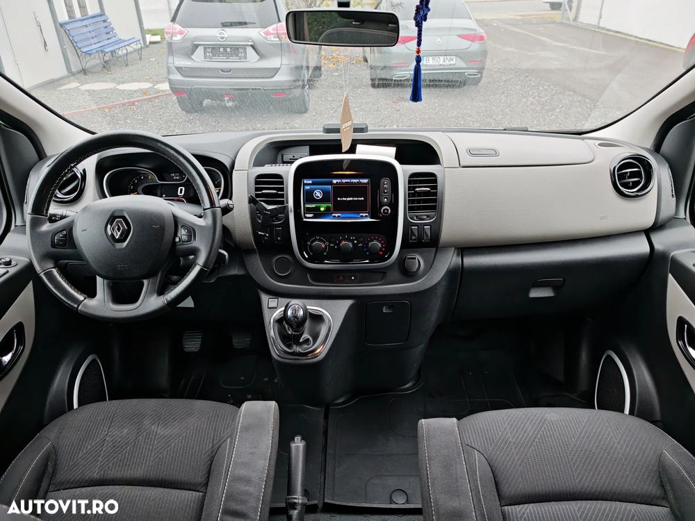 Renault Trafic - 15