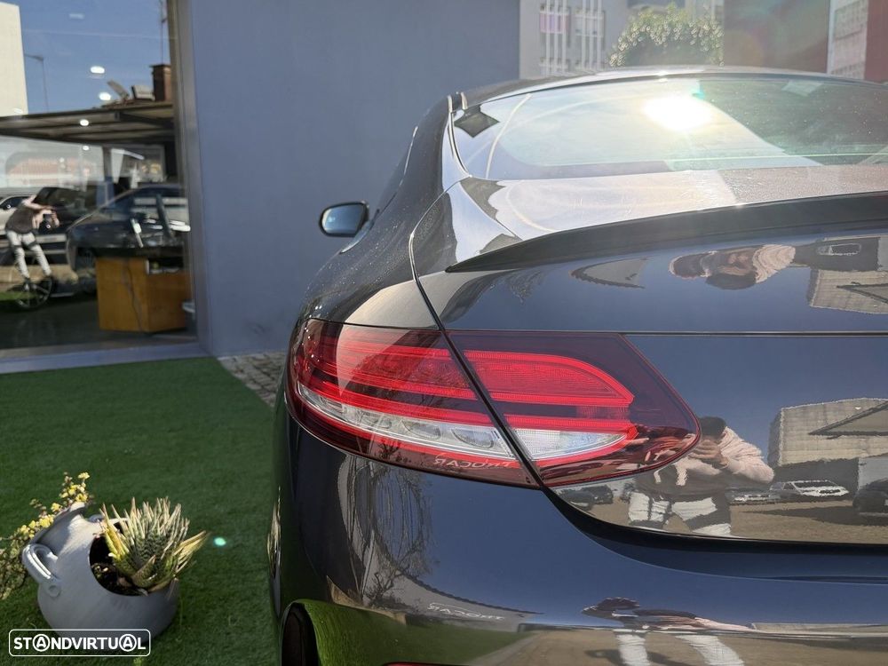 Mercedes-Benz C 220 d AMG Line - 20