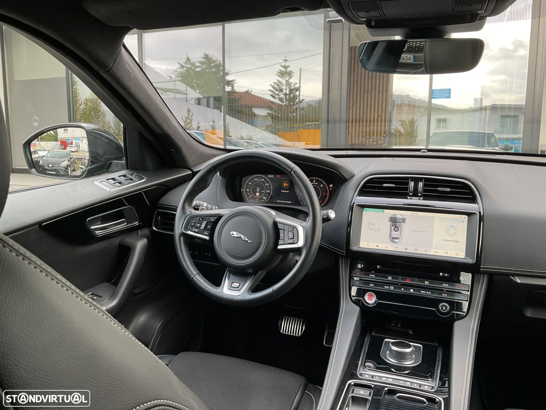 Jaguar F-Pace 2.0 i4D R-Sport AWD Aut. - 35
