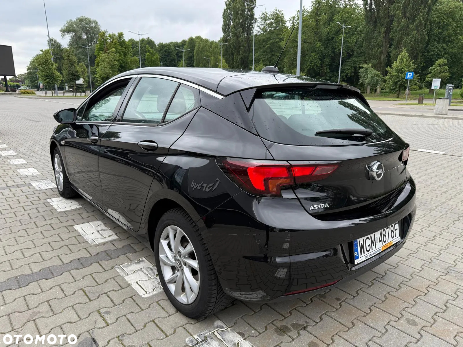Opel Astra V 1.2 T Elegance S&S - 4