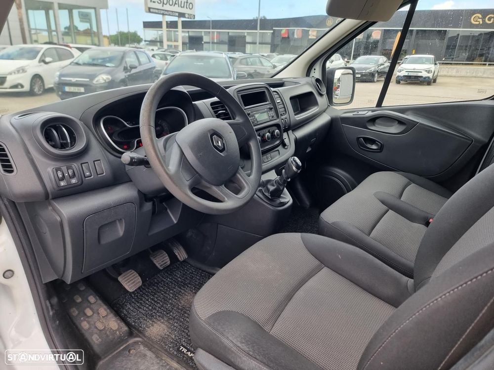 Renault Trafic 2.0 dCi L1H1 - IVA Dedutível - 10