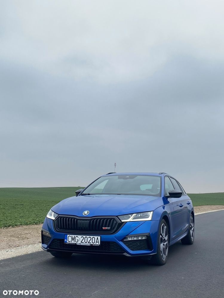 Skoda Octavia 2.0 TDI RS DSG - 2