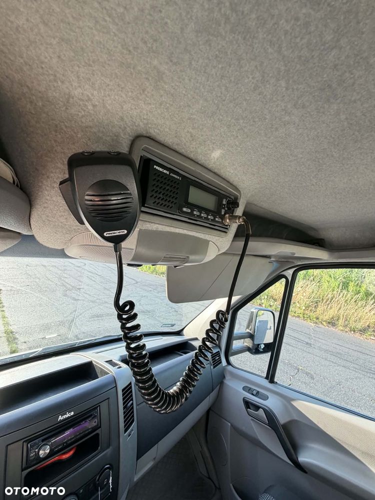 Mercedes-Benz Sprinter - 15